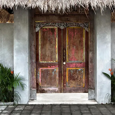 Surflodge Limasan Bali