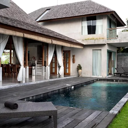 Surflodge Limasan Bali
