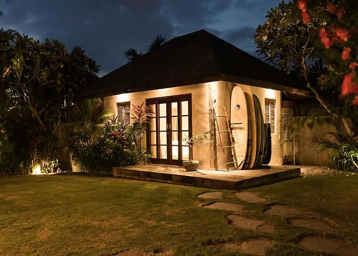 Surflodge Limasan Bali 4*