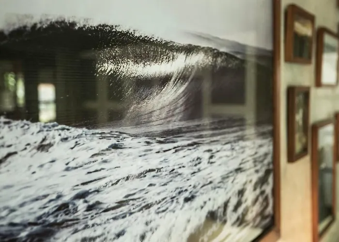 ホテル Surflodge Limasan Bali
